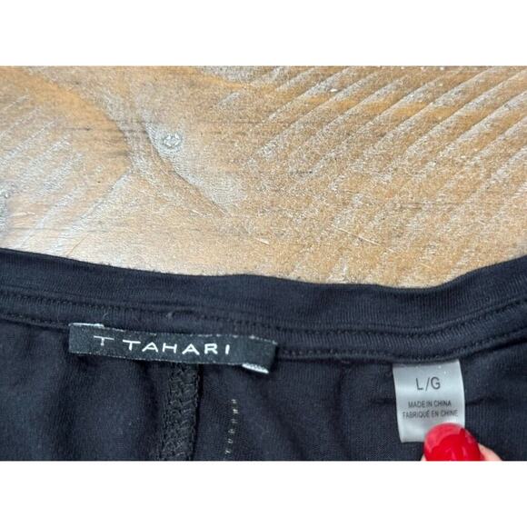 T Tahari Black Horizontal Stripe Basic T-Shirt Rayon Blend - Size L - Picture 5 of 7